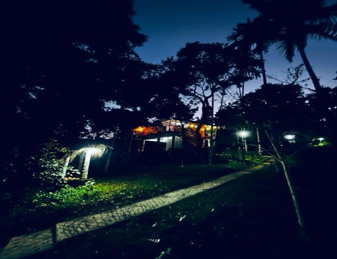 Villa Kuruva Shoreline Wayanad Chegat