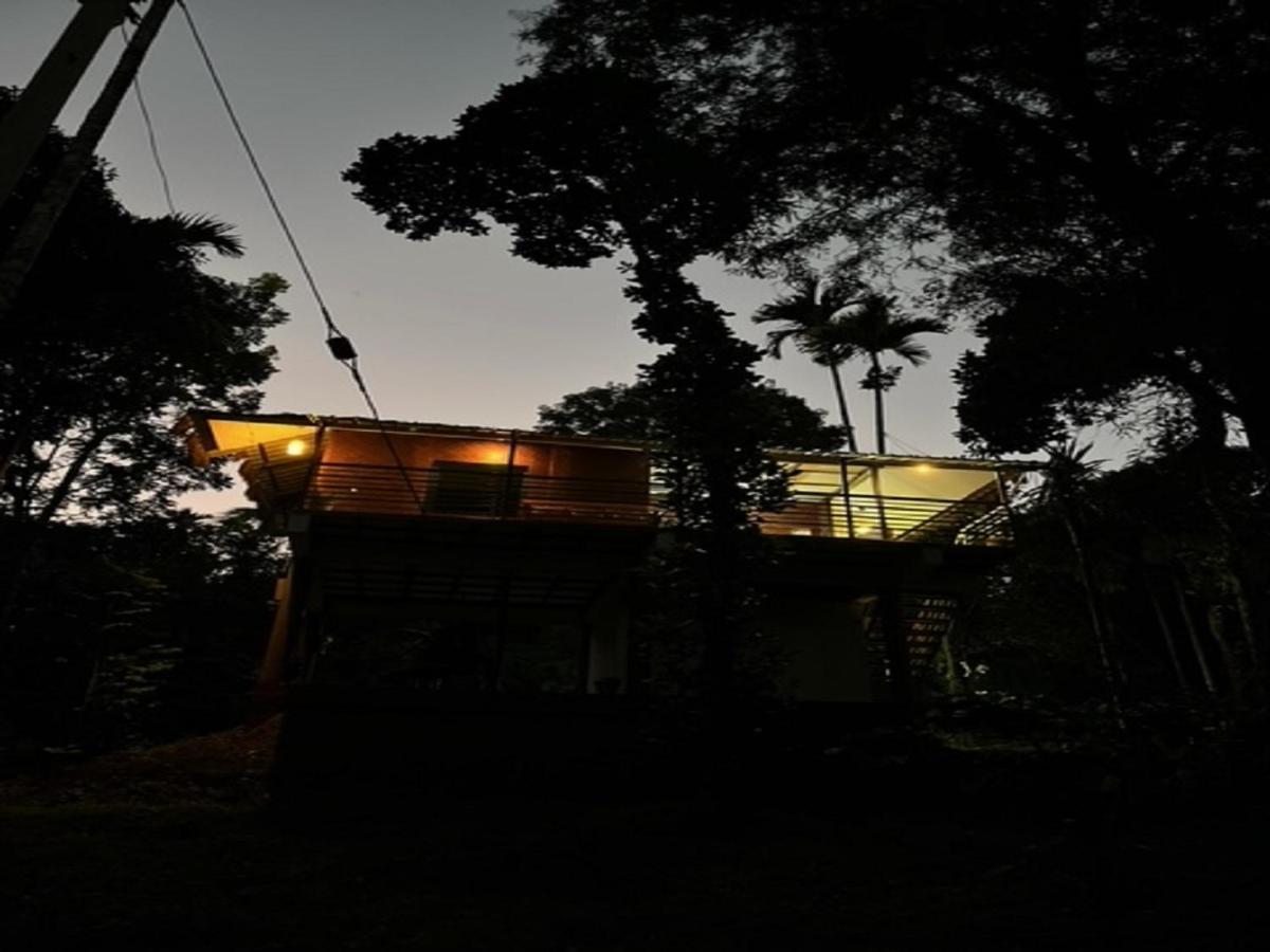 Kuruva Shoreline Wayanad Villa *