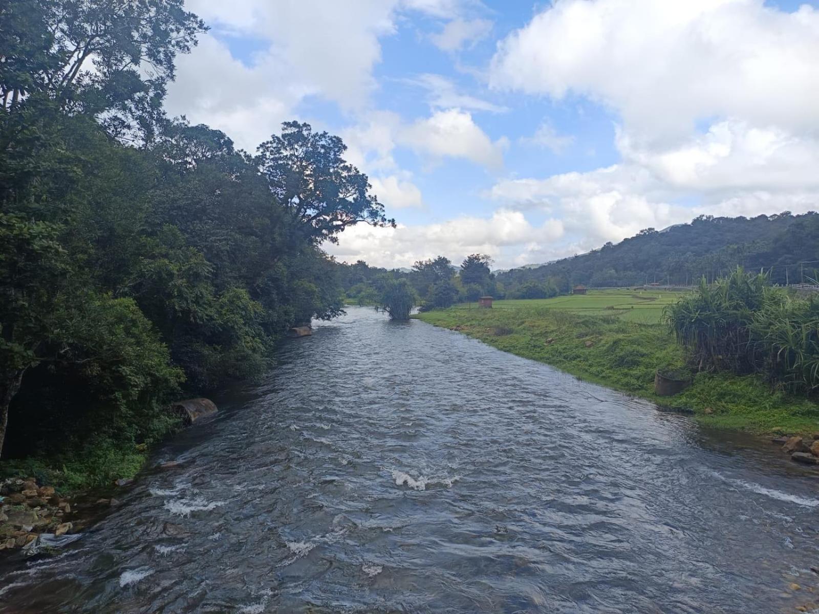 Kuruva Shoreline Wayanad * Chegat